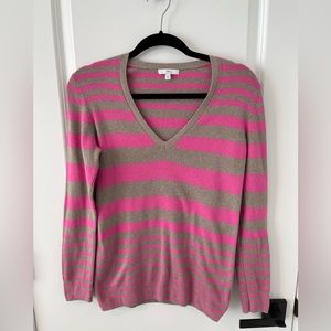 Women’s Gap V-neck Striped Sweater size M